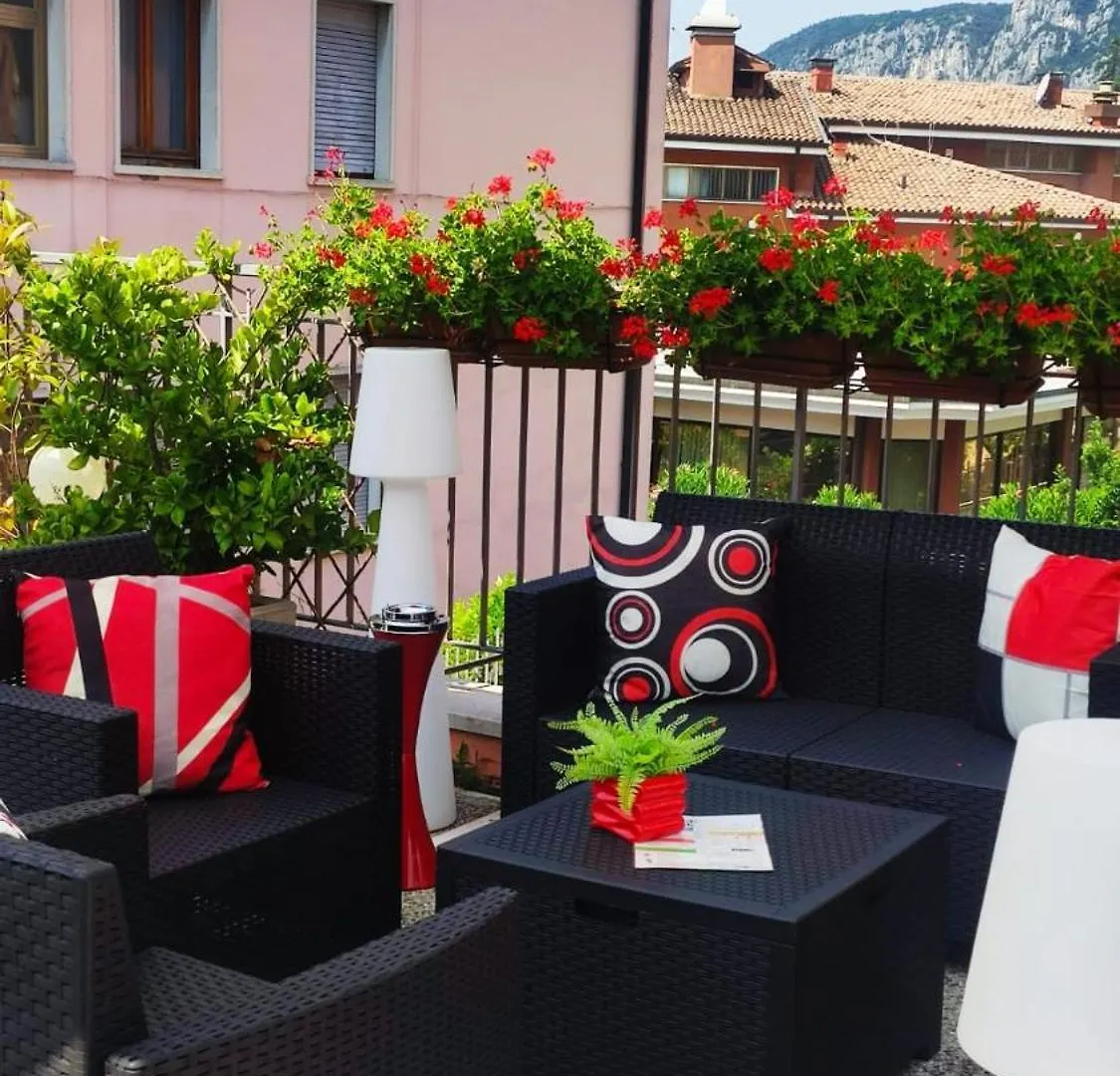 Hotel Virginia Garda  Garda (Verona)