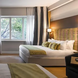 https://alex-luxury-suites.it-romehotels.com