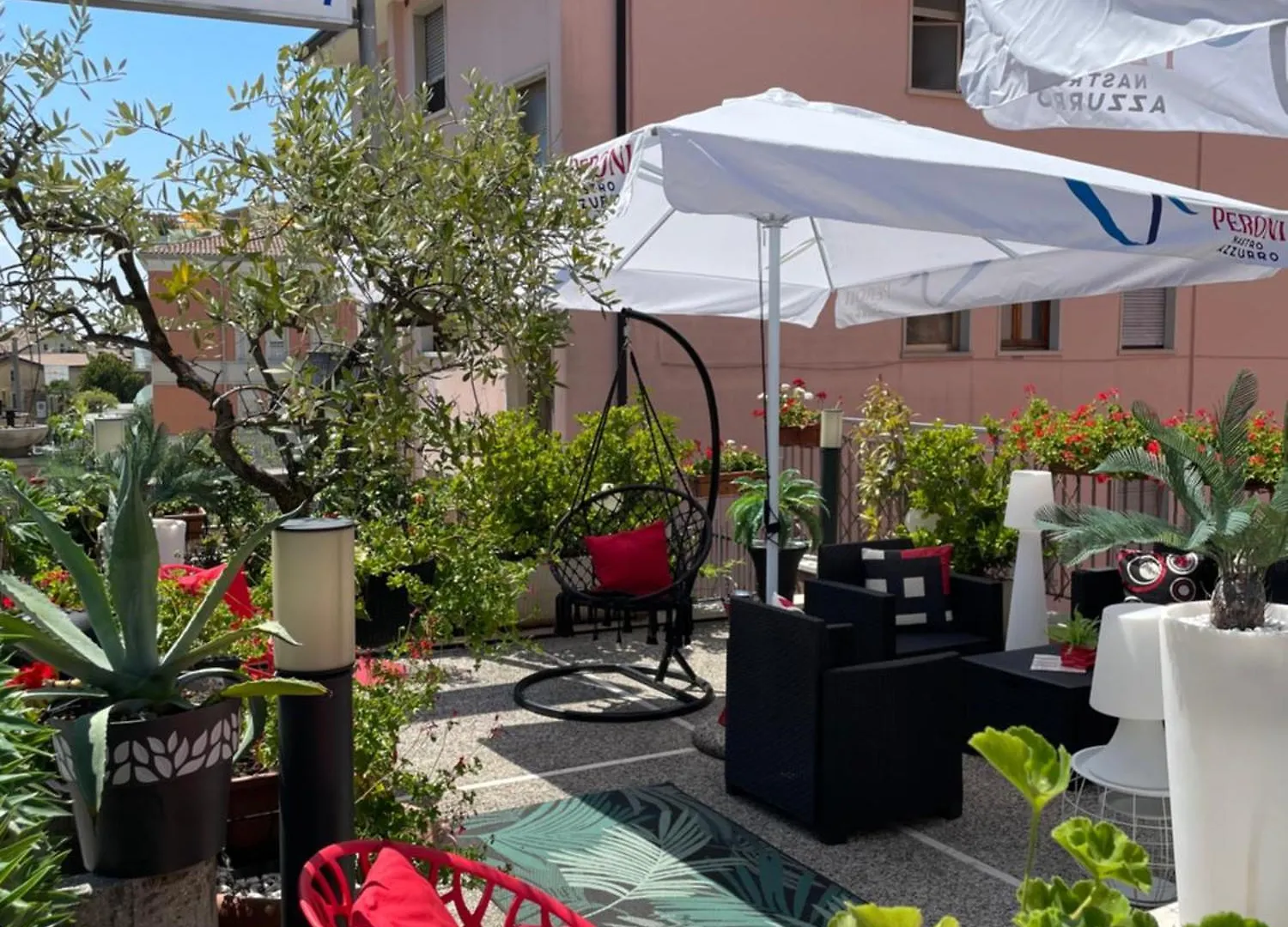 Hotel Virginia Garda  2*, Garda (Verona) Italië